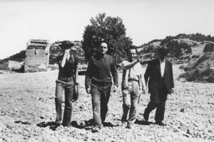 NV097.jpg (48792 bytes)